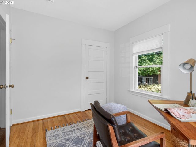 5506 Ne 32ND Pl, Portland, OR 97211