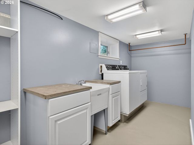 5506 Ne 32ND Pl, Portland, OR 97211