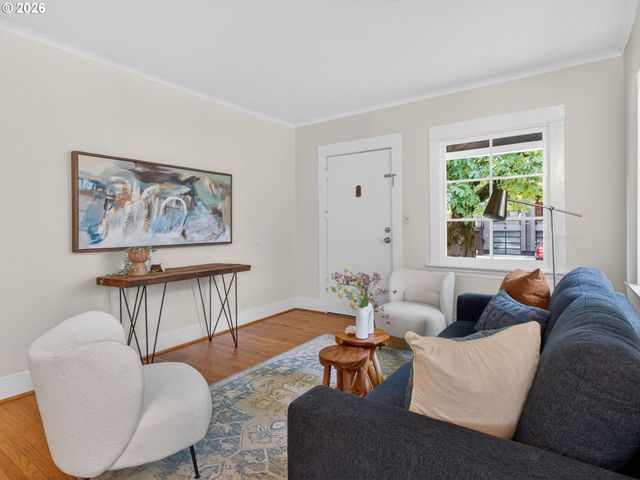 5506 Ne 32ND Pl, Portland, OR 97211