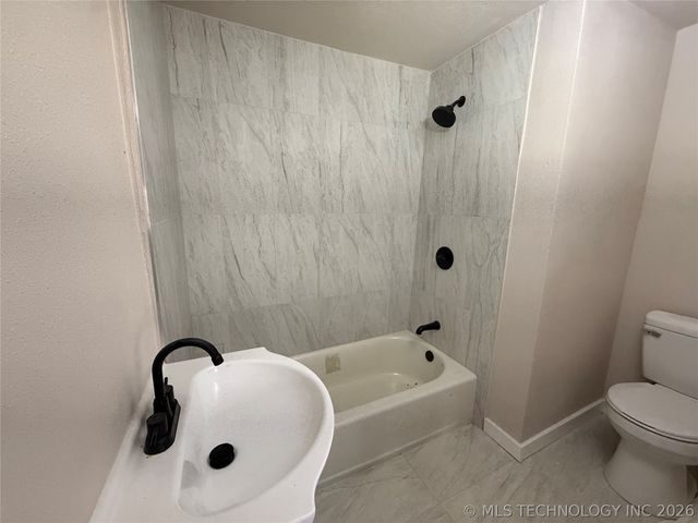 405 N Smith Street, Vinita, OK 74301