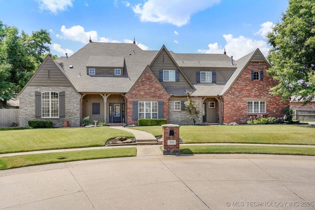 3816 S Yellow Pine Avenue, Broken Arrow, OK 74011