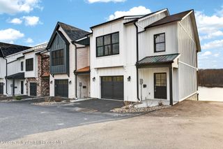 2 Icehouse Drive, Saugerties, NY 12477
