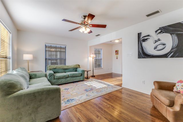 6911 E Grand Avenue, Dallas, TX 75223