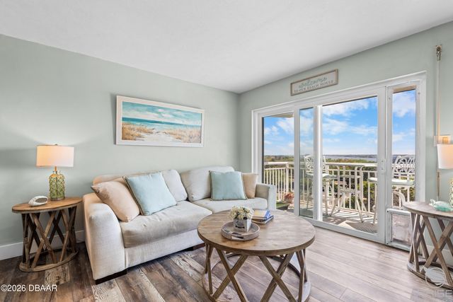 100 Silver Beach Ave Apt 808, Daytona Beach, FL 32118