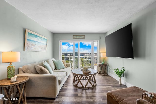 100 Silver Beach Ave Apt 808, Daytona Beach, FL 32118