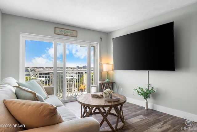 100 Silver Beach Ave Apt 808, Daytona Beach, FL 32118