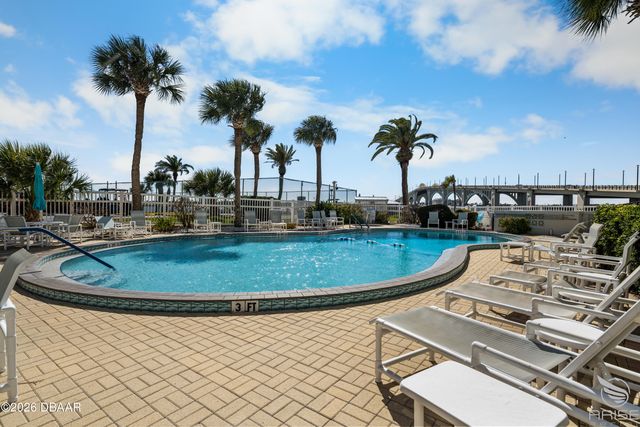 100 Silver Beach Ave Apt 808, Daytona Beach, FL 32118