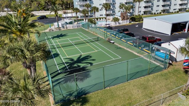 100 Silver Beach Ave Apt 808, Daytona Beach, FL 32118