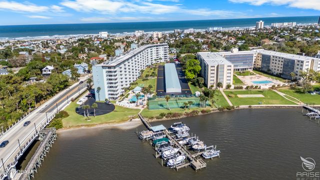 100 Silver Beach Ave Apt 808, Daytona Beach, FL 32118