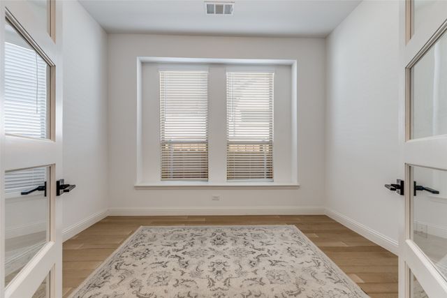 8221 Legacy Oak Drive, Mckinney, TX 75071