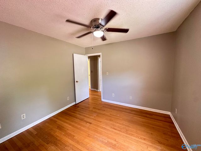 1909 Capri Drive, Huntsville, AL 35811