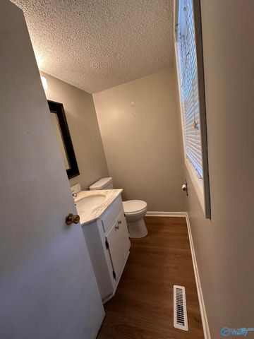 1909 Capri Drive, Huntsville, AL 35811