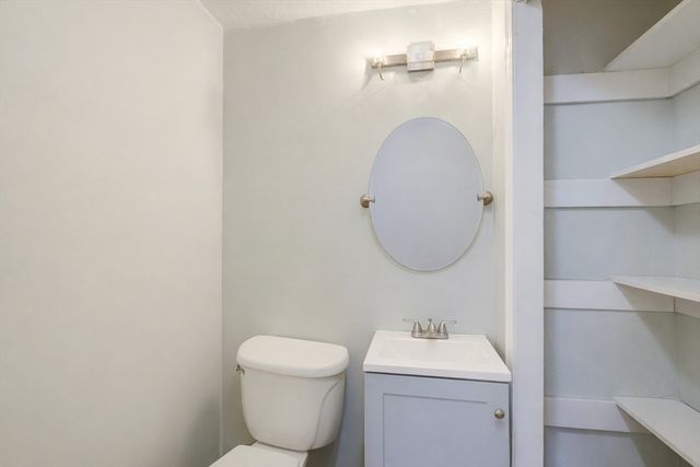 770 Cummins Hwy 19, Boston, MA 02126