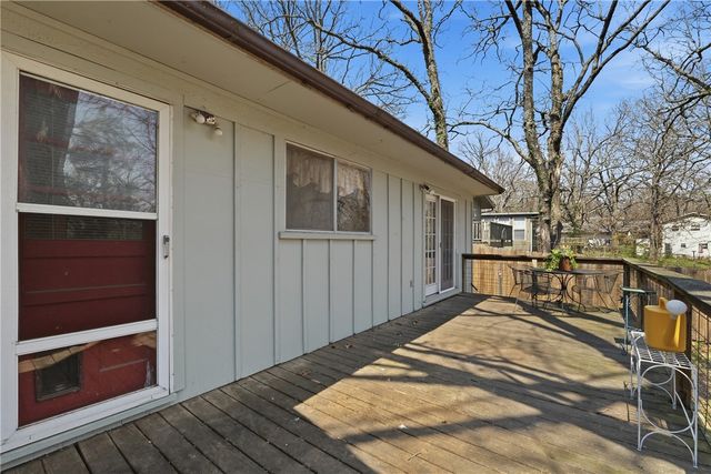 2018 N Austin Drive, Fayetteville, AR 72703