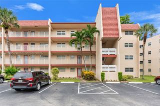 1040 Country Club Dr 208, Margate, FL 33063