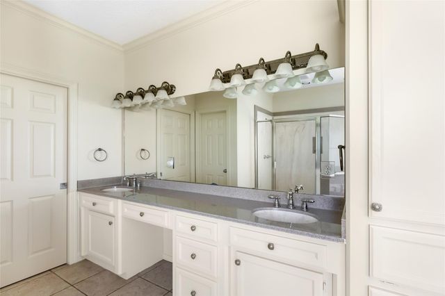 1030 Lillian Lane, Crosby, TX 77532