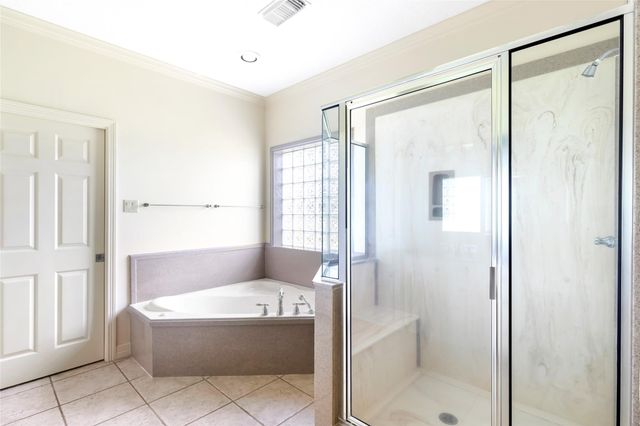 1030 Lillian Lane, Crosby, TX 77532