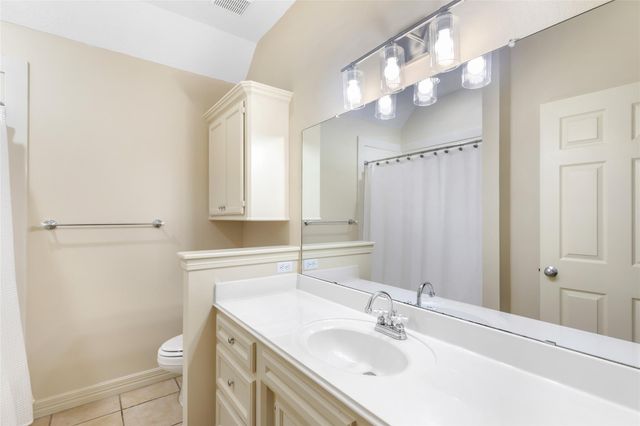 1030 Lillian Lane, Crosby, TX 77532