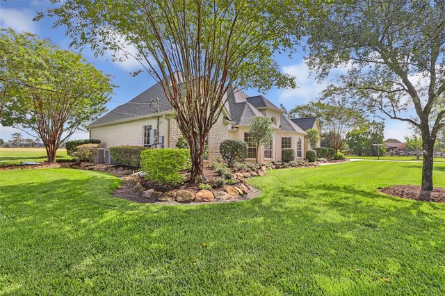 1030 Lillian Lane, Crosby, TX 77532