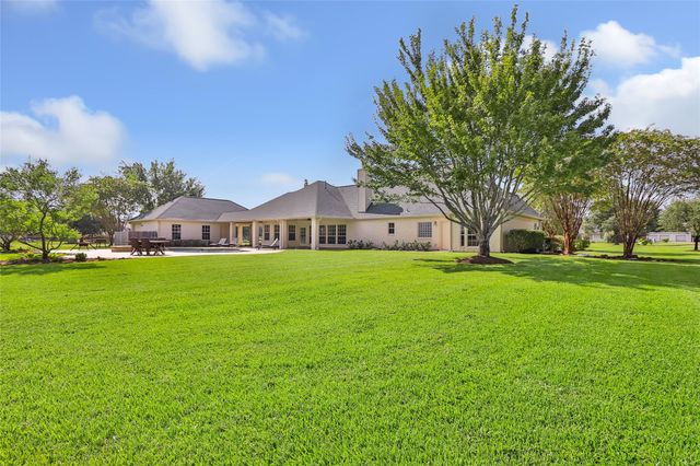 1030 Lillian Lane, Crosby, TX 77532