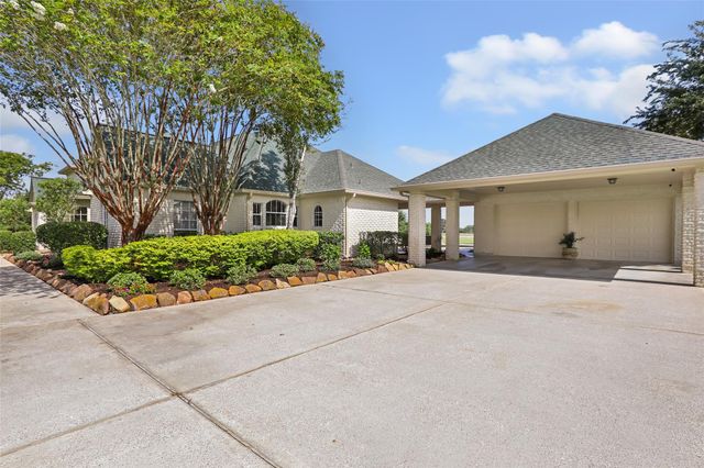 1030 Lillian Lane, Crosby, TX 77532