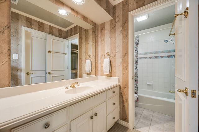 6006 Wallace Meadows Court, Arlington, TX 76001