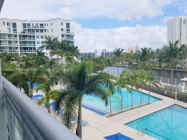 2950 NE 188th St 237, Aventura, FL 33180