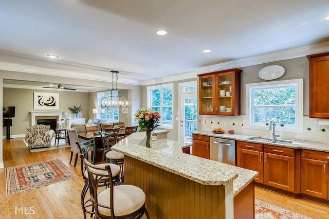 1655 Habershal Drive NW, Atlanta, GA 30318