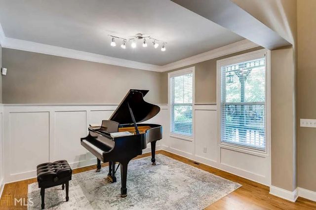 1655 Habershal Drive NW, Atlanta, GA 30318