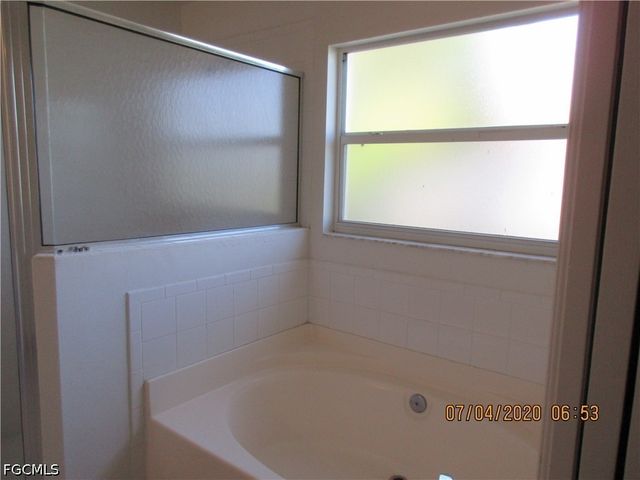 918 NE 13th ST, Cape Coral, FL 33909