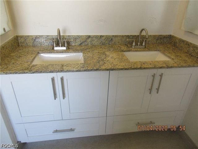 918 NE 13th ST, Cape Coral, FL 33909