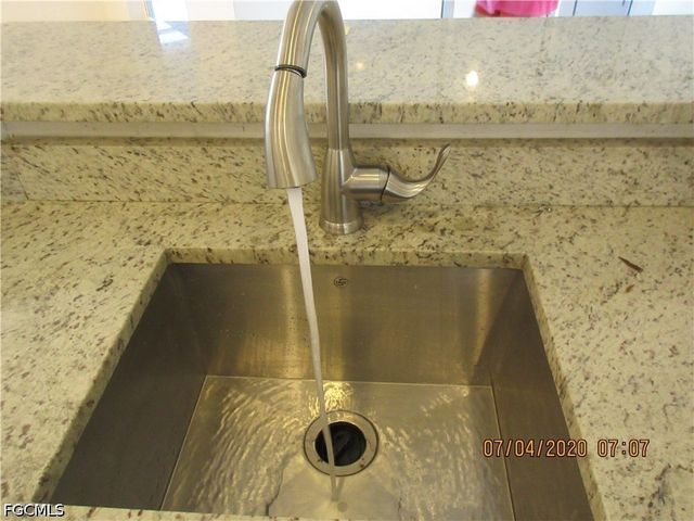 918 NE 13th ST, Cape Coral, FL 33909