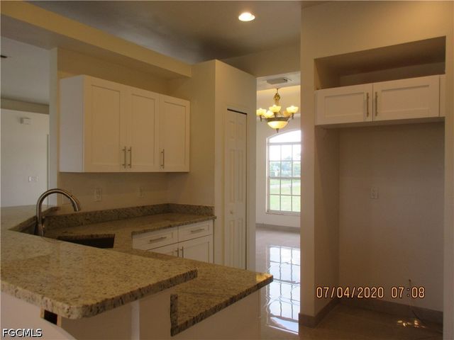 918 NE 13th ST, Cape Coral, FL 33909