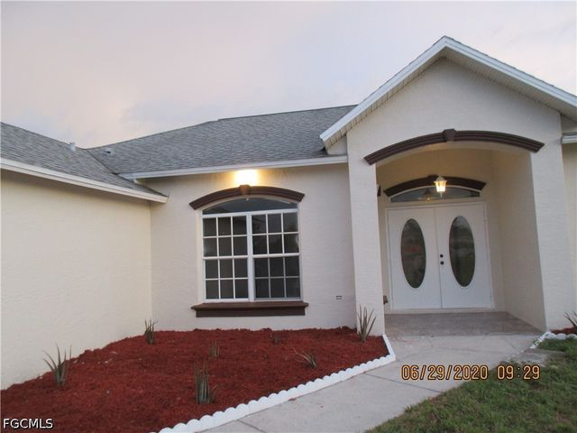 918 NE 13th ST, Cape Coral, FL 33909