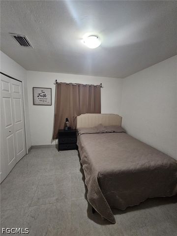 918 NE 13th ST, Cape Coral, FL 33909