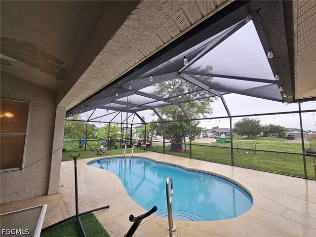 918 NE 13th ST, Cape Coral, FL 33909