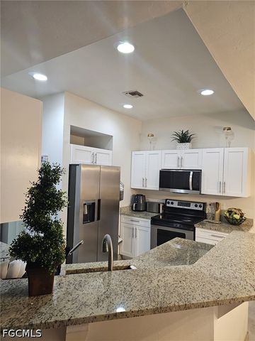 918 NE 13th ST, Cape Coral, FL 33909