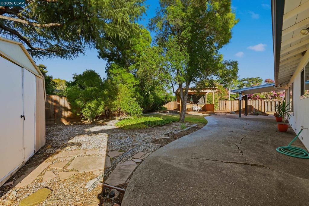 Image 35 of property listing at 433 Le Jean Way, Walnut Creek, CA 94597