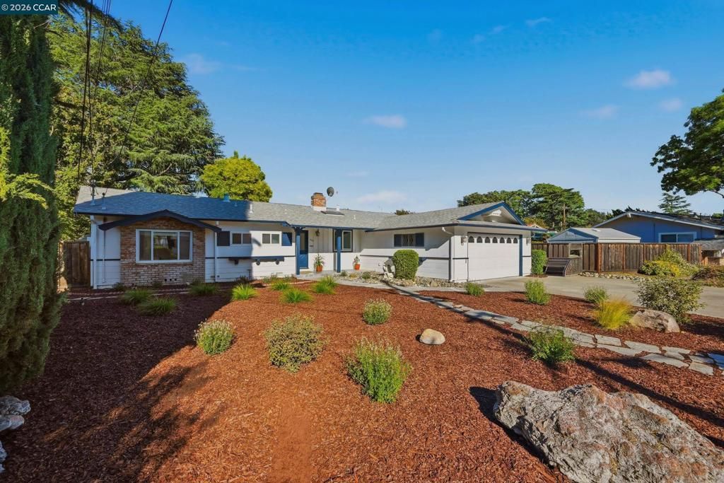 Image 4 of property listing at 433 Le Jean Way, Walnut Creek, CA 94597