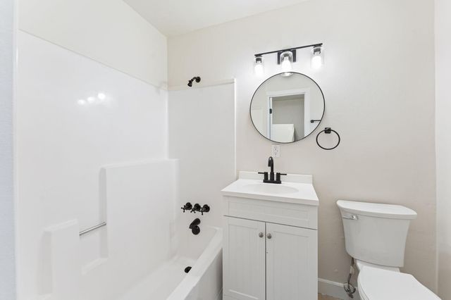 10450 Buena Vista Dr, Jackson, CA 95642