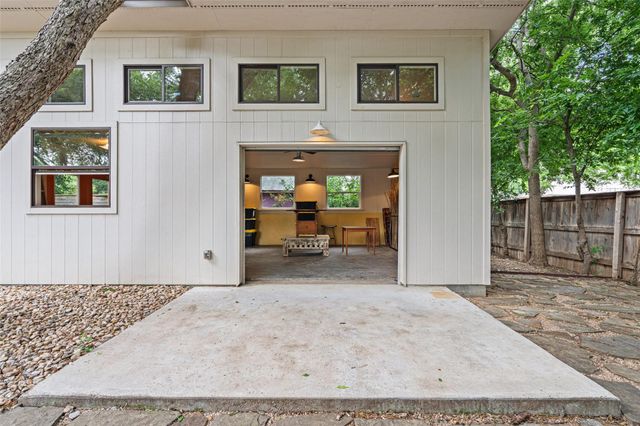 1254 S Church ST, Georgetown, TX 78626