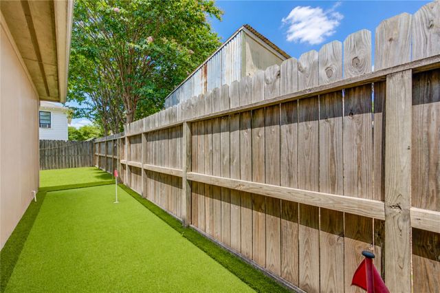 1332 Dorothy Street, Houston, TX 77008