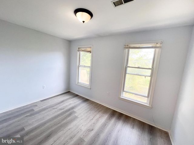 8 MARBLE ST, Lewistown, PA 17044