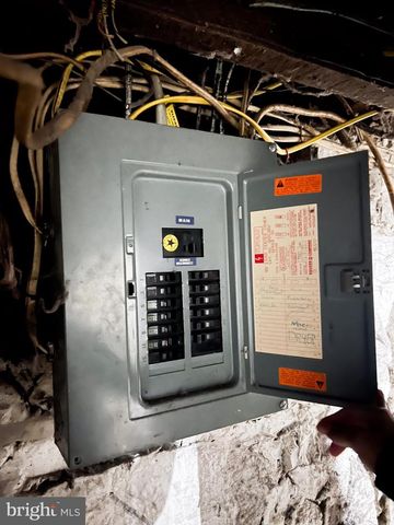 8 MARBLE ST, Lewistown, PA 17044