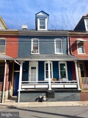 8 MARBLE ST, Lewistown, PA 17044
