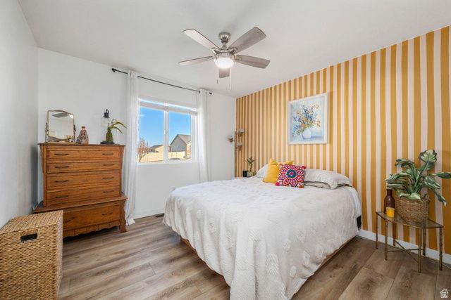 2026 E SADDLEBACK VIEW DR, Enoch, UT 84721