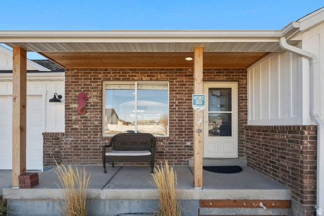 2026 E SADDLEBACK VIEW DR, Enoch, UT 84721