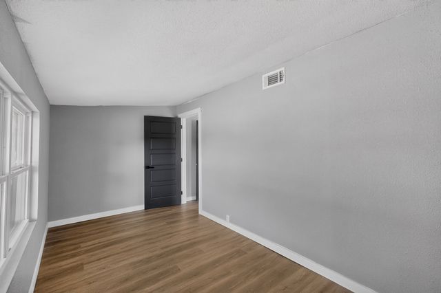 4107 Rockford Drive, Dallas, TX 75211