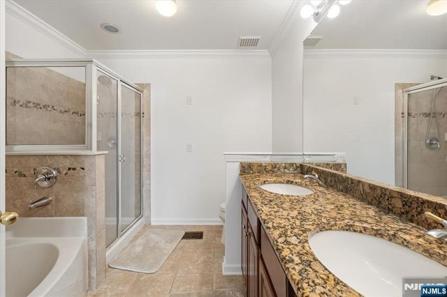 31 Forshee Circle 101, Montvale, NJ 07645