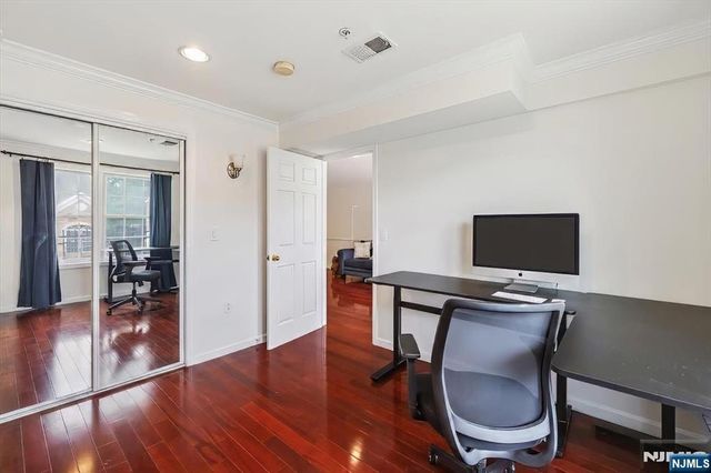 31 Forshee Circle 101, Montvale, NJ 07645